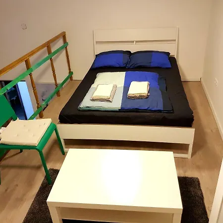 Lovely Gallery Apartment Budapest